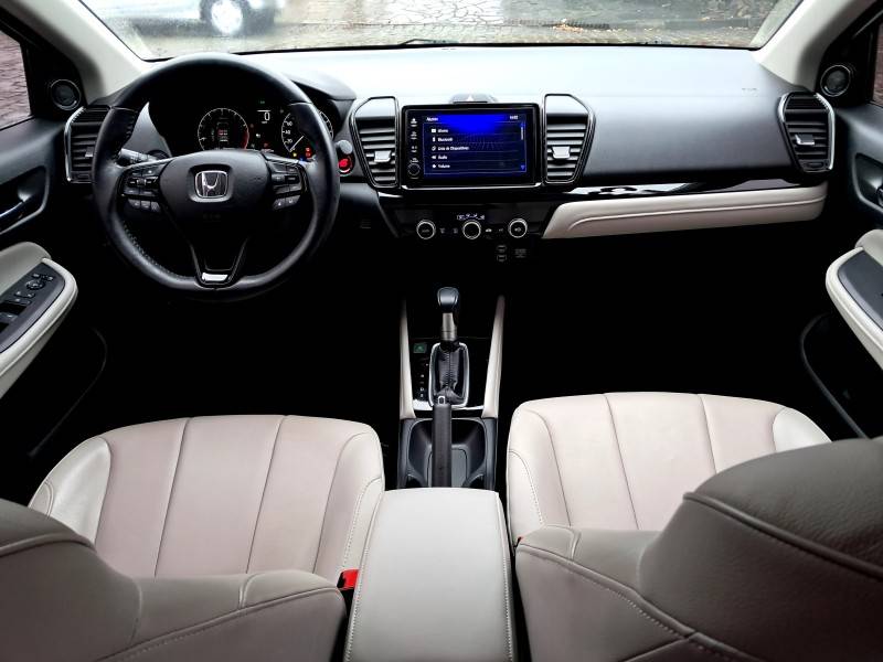 HONDA - CITY - 2023/2023 - Branca - R$ 114.900,00