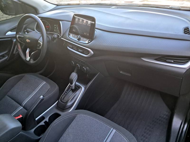 CHEVROLET - TRACKER - 2022/2023 - Preta - R$ 105.900,00