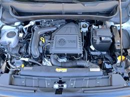 VOLKSWAGEN - T-CROSS - 2022/2023 - Branca - R$ 103.900,00