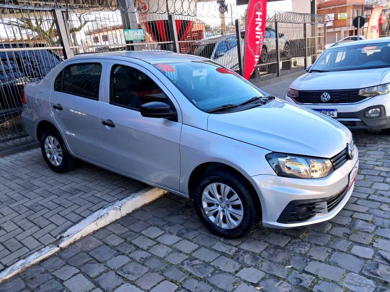 VOLKSWAGEN - VOYAGE - 2018/2018 - Prata - R$ 47.900,00