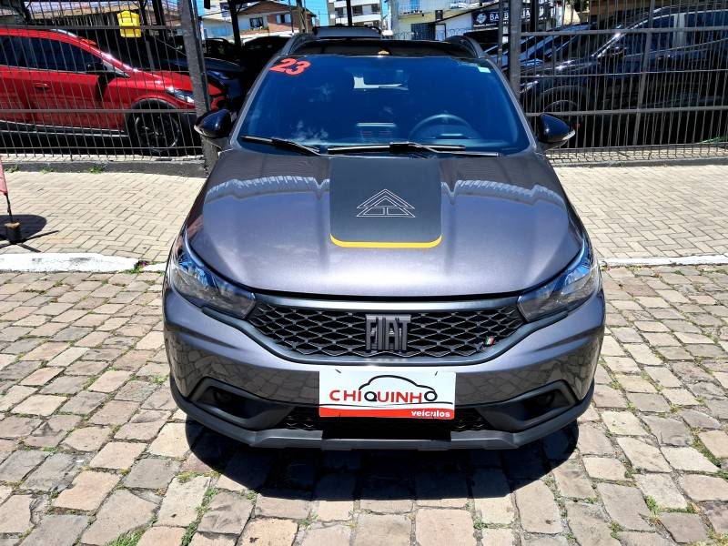 FIAT - ARGO - 2022/2023 - Cinza - R$ 83.900,00