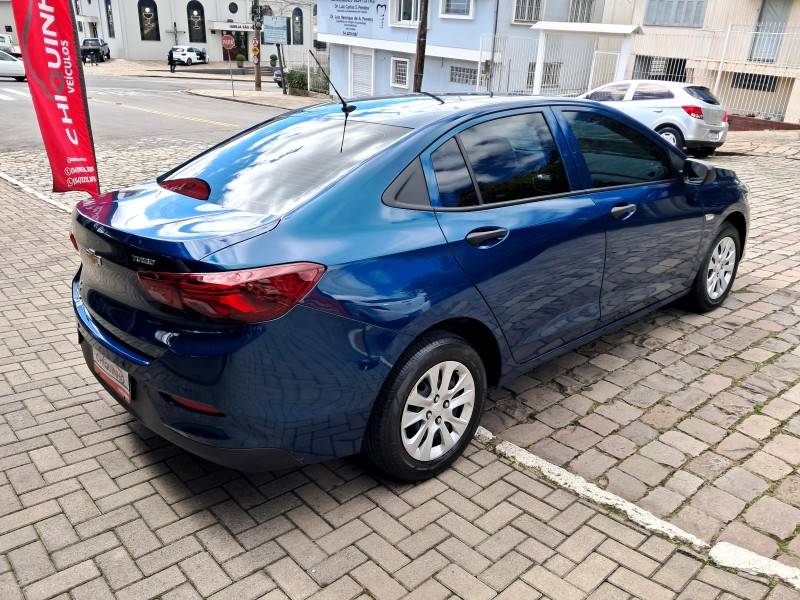 CHEVROLET - ONIX - 2022/2023 - Azul - R$ 79.900,00