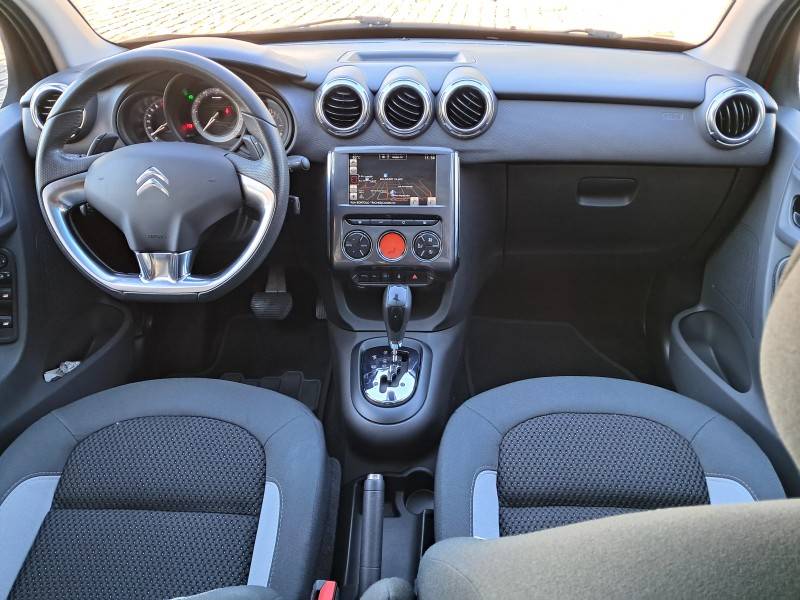 CITROËN - C3 - 2016/2017 - Vermelha - R$ 55.900,00