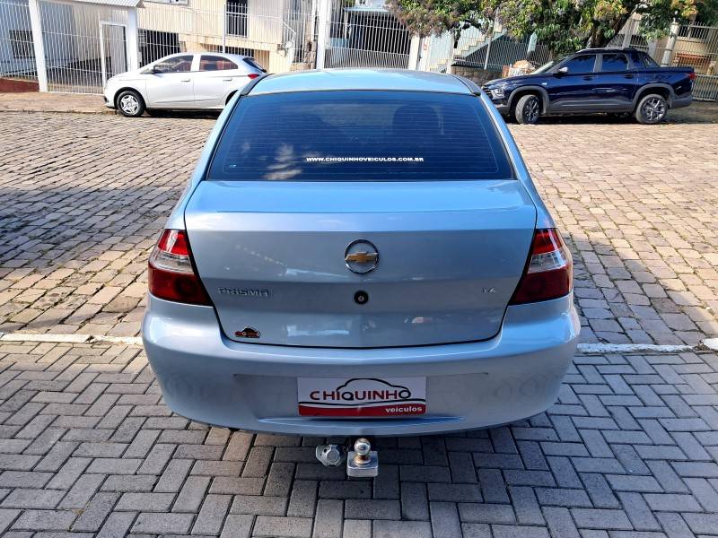 CHEVROLET - PRISMA - 2010/2011 - Prata - R$ 32.900,00