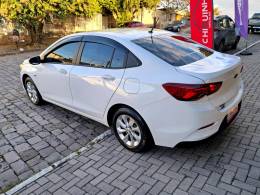 CHEVROLET - ONIX - 2021/2022 - Branca - R$ 83.900,00