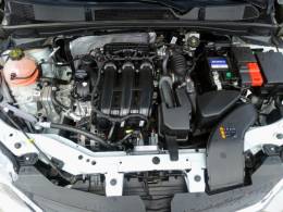 CHEVROLET - ONIX - 2022/2023 - Prata - R$ 76.900,00
