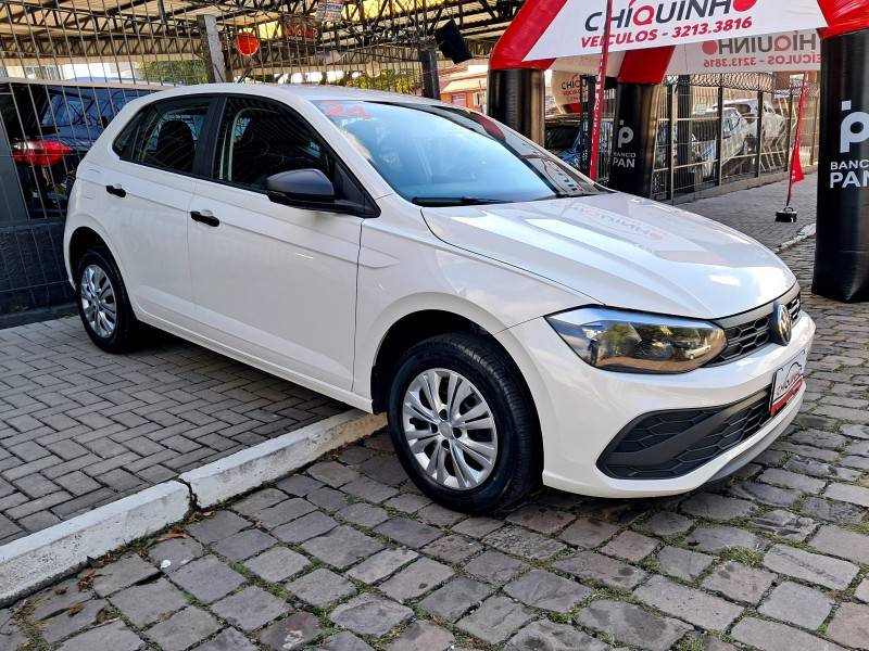 VOLKSWAGEN - POLO - 2023/2024 - Branca - R$ 76.900,00