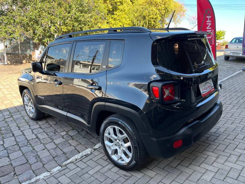 JEEP - RENEGADE - 2017/2018 - Preta - R$ 73.900,00