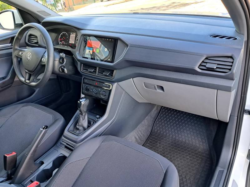 VOLKSWAGEN - T-CROSS - 2022/2023 - Branca - R$ 103.900,00