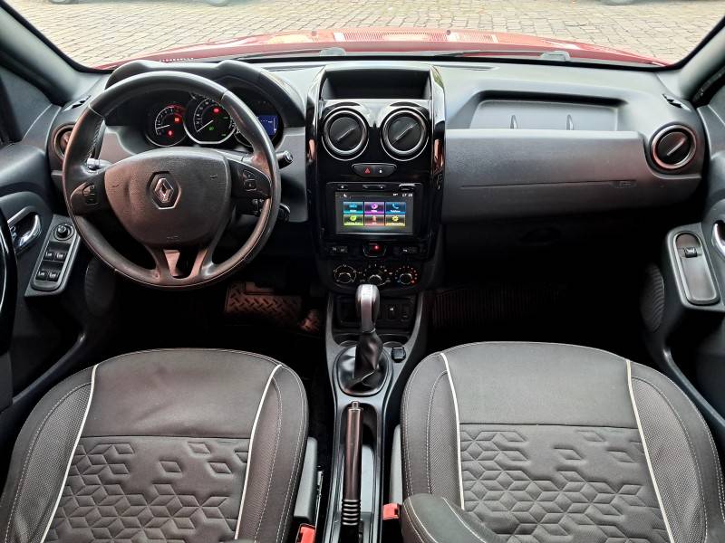 RENAULT - DUSTER OROCH - 2018/2018 - Vermelha - R$ 82.900,00