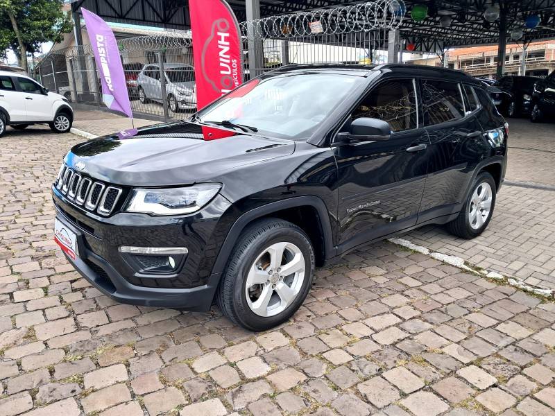 JEEP - COMPASS - 2017/2018 - Preta - R$ 92.900,00