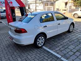 VOLKSWAGEN - VOYAGE - 2022/2023 - Branca - R$ 62.900,00
