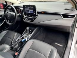 TOYOTA - COROLLA - 2021/2022 - Prata - R$ 124.900,00