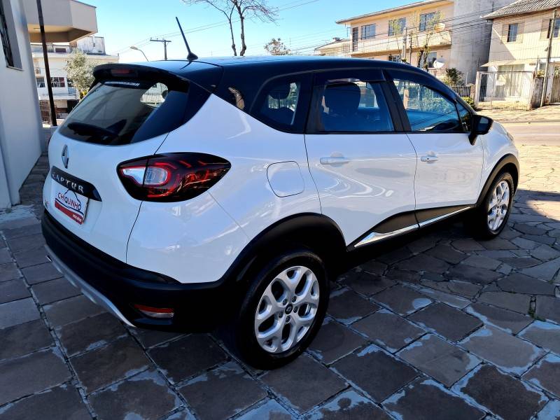 RENAULT - CAPTUR - 2017/2018 - Branca - R$ 69.900,00