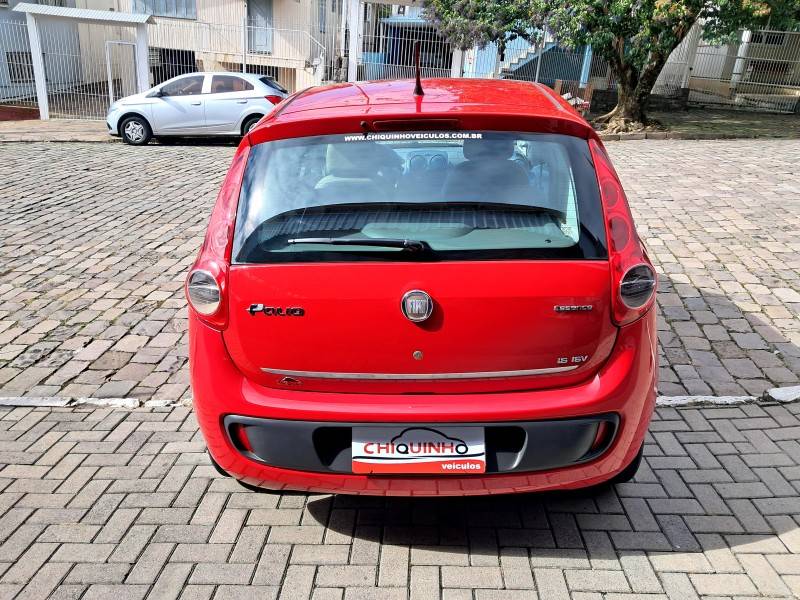 FIAT - PALIO - 2012/2013 - Vermelha - R$ 38.900,00