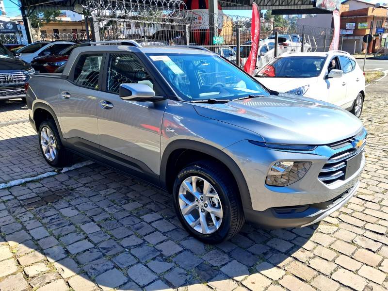 CHEVROLET - MONTANA - 2024/2025 - Prata - R$ 159.490,00