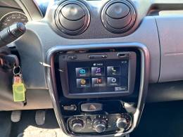 RENAULT - DUSTER - 2012/2013 - Verde - R$ 52.900,00