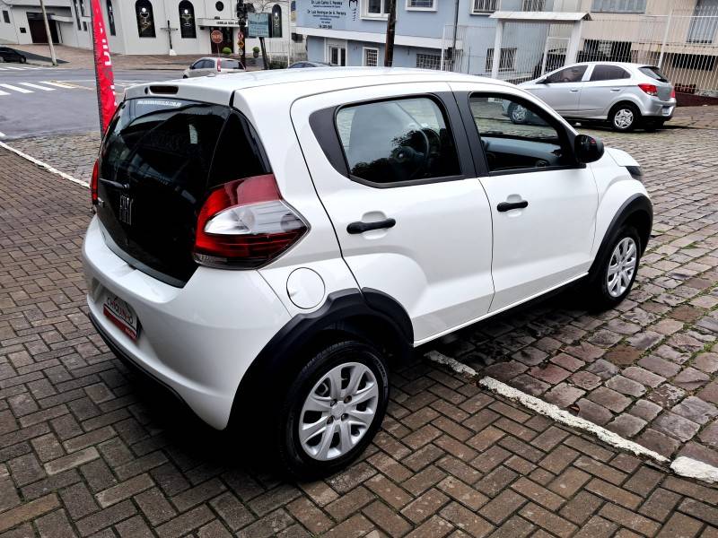 FIAT - MOBI - 2021/2021 - Branca - R$ 49.900,00