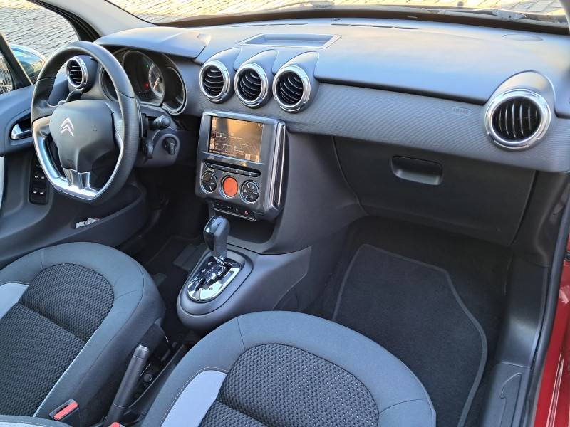 CITROËN - C3 - 2016/2017 - Vermelha - R$ 55.900,00
