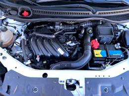RENAULT - CAPTUR - 2017/2018 - Branca - R$ 69.900,00