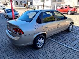 CHEVROLET - CLASSIC - 2013/2014 - Bege - R$ 32.900,00