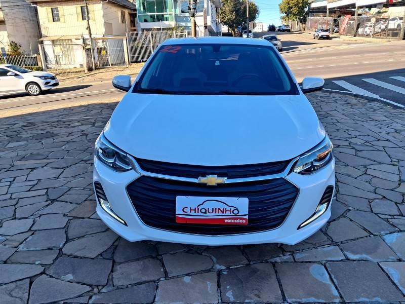 CHEVROLET - ONIX - 2022/2022 - Branca - R$ 79.900,00