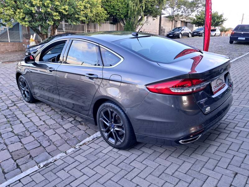 FORD - FUSION - 2018/2018 - Cinza - R$ 91.900,00