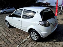 FORD - KA - 2012/2013 - Branca - R$ 31.900,00
