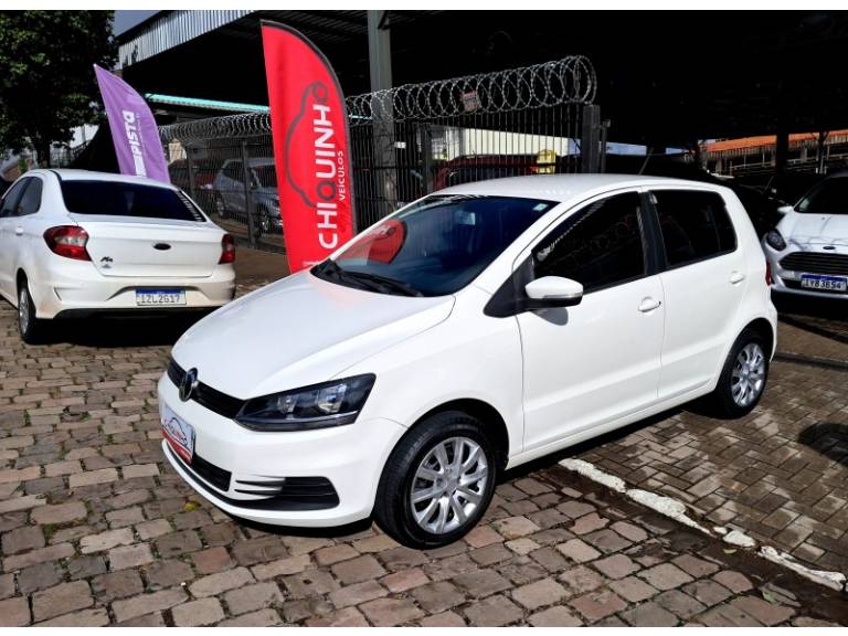 VOLKSWAGEN - FOX - 2016/2016 - Branca - R$ 47.900,00