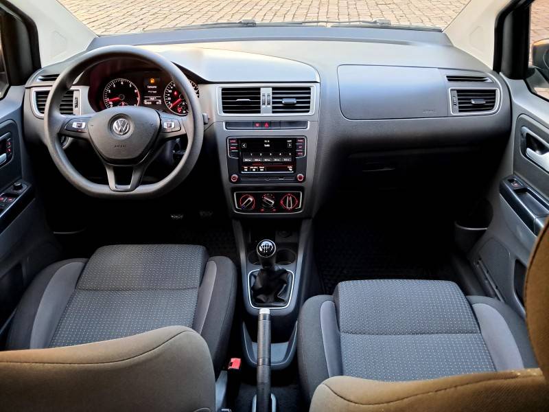 VOLKSWAGEN - FOX - 2019/2020 - Branca - R$ 64.900,00