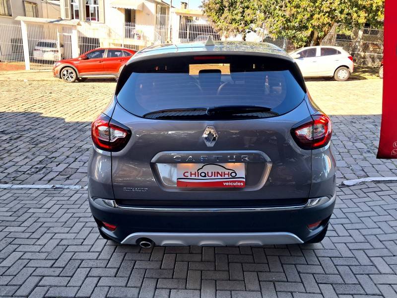 RENAULT - CAPTUR - 2020/2021 - Cinza - R$ 87.900,00