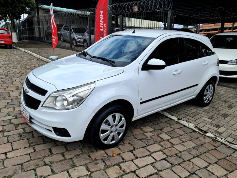 CHEVROLET - AGILE - 2011/2011 - Branca - R$ 35.900,00