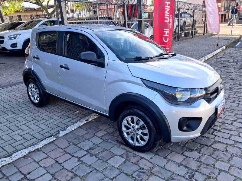 FIAT - MOBI - 2021/2021 - Prata - R$ 49.900,00