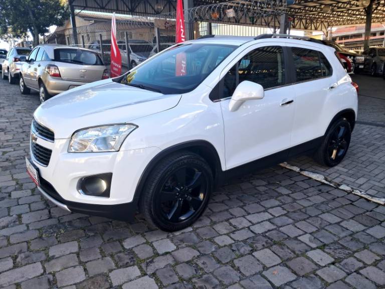 CHEVROLET - TRACKER - 2014/2014 - Branca - R$ 69.900,00