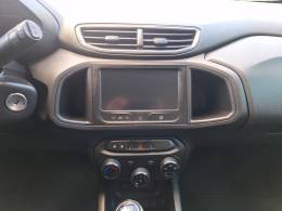 CHEVROLET - ONIX - 2012/2013 - Laranja - R$ 49.900,00