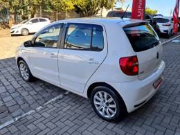 VOLKSWAGEN - FOX - 2013/2014 - Branca - R$ 42.900,00