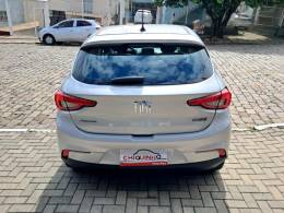 FIAT - ARGO - 2022/2023 - Prata - R$ 67.900,00