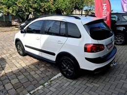 VOLKSWAGEN - SPACE CROSS - 2013/2014 - Branca - R$ 54.900,00