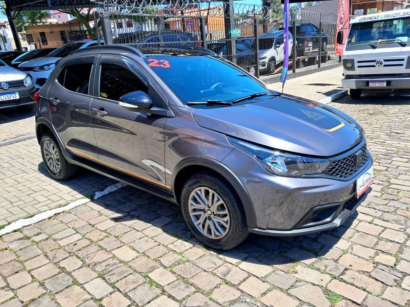 FIAT - ARGO - 2022/2023 - Cinza - R$ 83.900,00