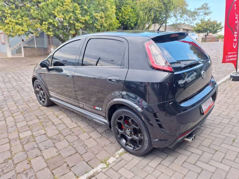 FIAT - PUNTO - 2014/2014 - Preta - R$ 57.900,00