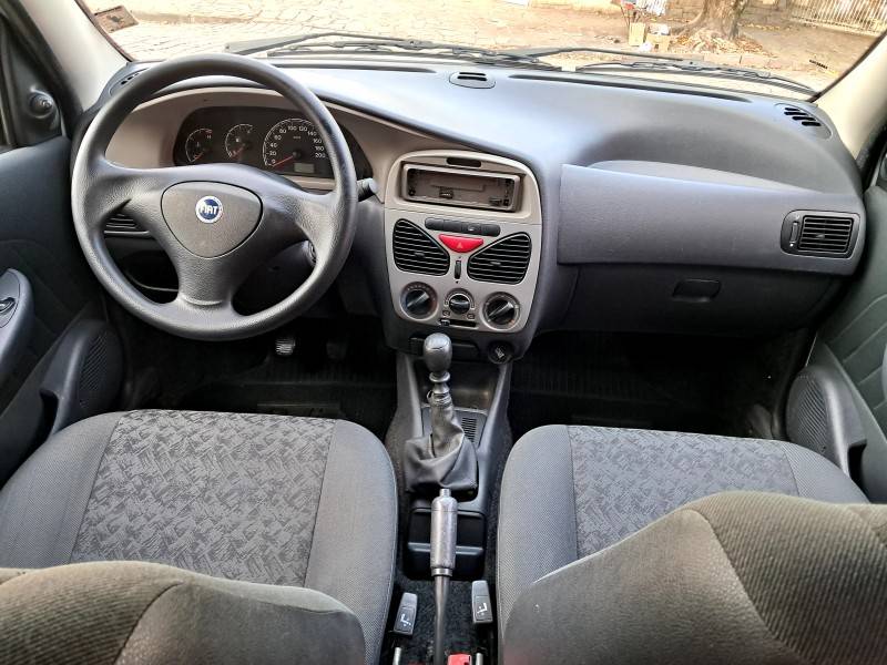 FIAT - PALIO - 2007/2008 - Prata - R$ 25.900,00