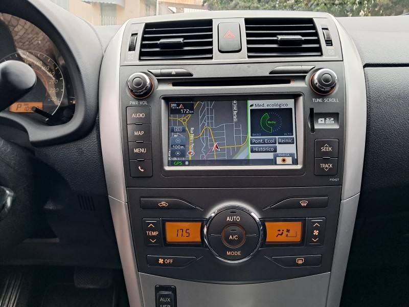 TOYOTA - COROLLA - 2013/2014 - Preta - R$ 74.900,00