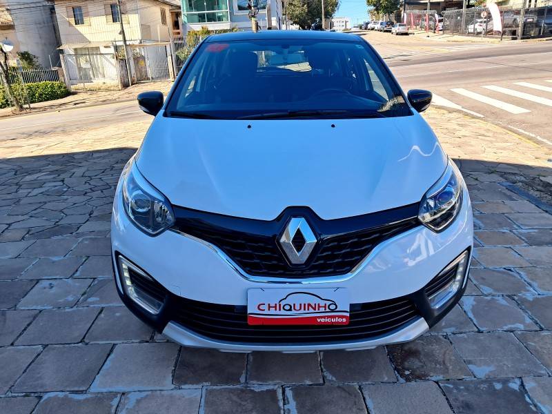 RENAULT - CAPTUR - 2017/2018 - Branca - R$ 69.900,00