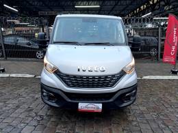 IVECO - DAILY - 2021/2022 - Prata - R$ 184.900,00