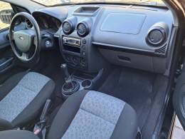 FORD - FIESTA - 2010/2011 - Preta - R$ 34.900,00