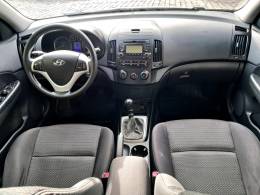 HYUNDAI - I30 - 2010/2011 - Prata - R$ 43.900,00