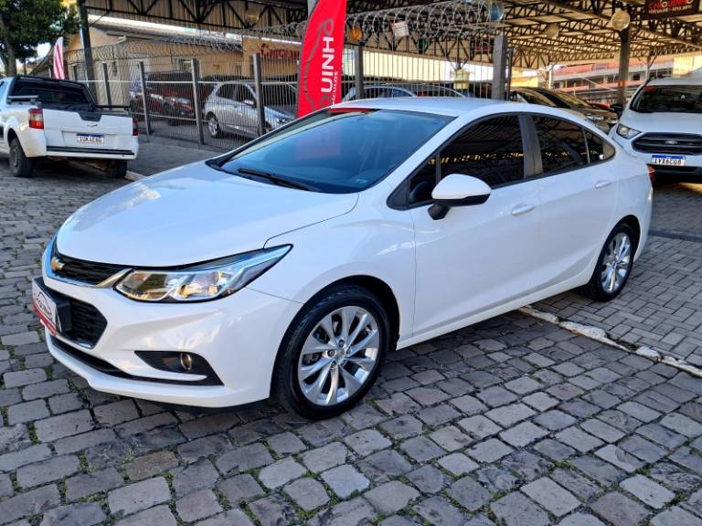 CHEVROLET - CRUZE - 2018/2018 - Branca - R$ 84.900,00