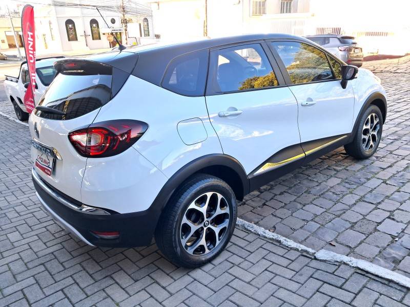 RENAULT - CAPTUR - 2018/2019 - Branca - R$ 74.900,00