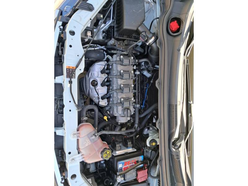 CHEVROLET - ONIX - 2018/2018 - Prata - R$ 56.900,00