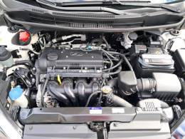 HYUNDAI - HB20S - 2015/2015 - Branca - R$ 55.900,00